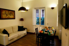 Paola's Apartment in the heart of Trastevere, Roma